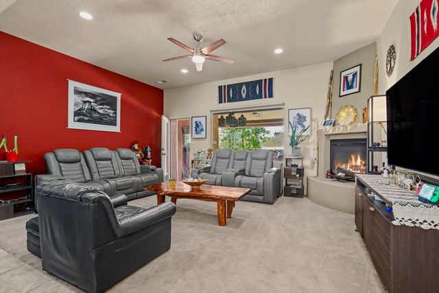 43 Canto Del Pajaro, Santa Fe, NM 87508