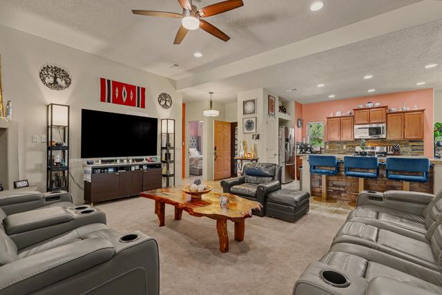 43 Canto Del Pajaro, Santa Fe, NM 87508