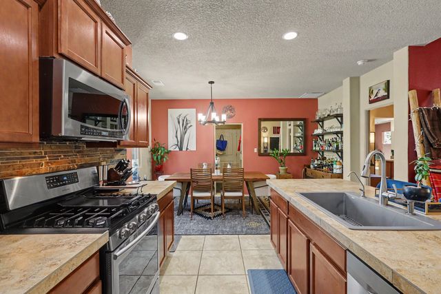 43 Canto Del Pajaro, Santa Fe, NM 87508