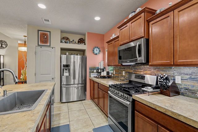 43 Canto Del Pajaro, Santa Fe, NM 87508