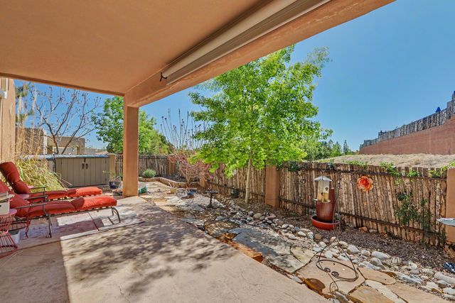 43 Canto Del Pajaro, Santa Fe, NM 87508