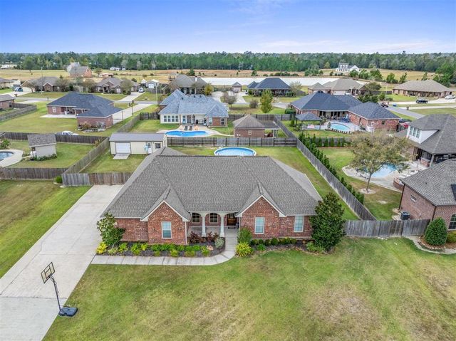 2419 Tay Tay Drive, Lake Charles, LA 70611