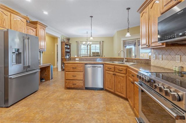 2419 Tay Tay Drive, Lake Charles, LA 70611