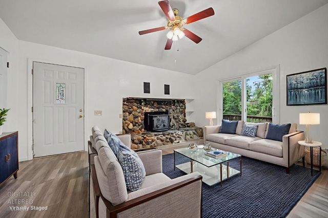 3105 Ridgecrest Way, Pollock Pines, CA 95726