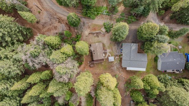 3105 Ridgecrest Way, Pollock Pines, CA 95726