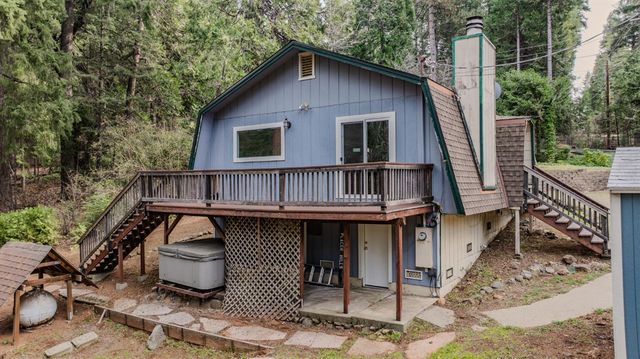 3105 Ridgecrest Way, Pollock Pines, CA 95726