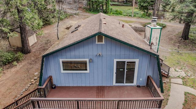 3105 Ridgecrest Way, Pollock Pines, CA 95726