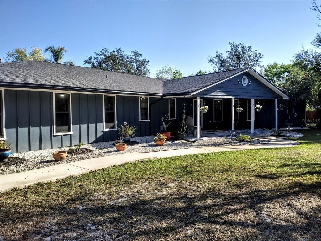 Image 1 of property listing at 13 GRACIE ROAD, Debary, FL 32713