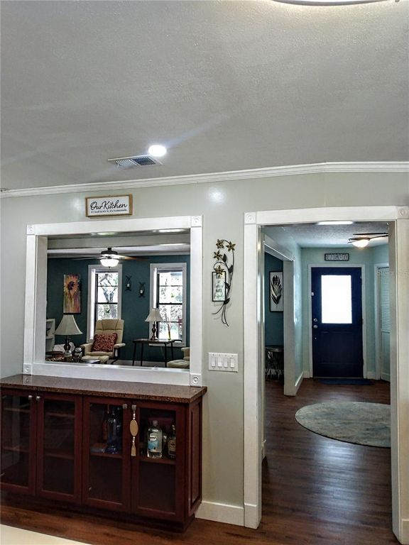 Image 14 of property listing at 13 GRACIE ROAD, Debary, FL 32713