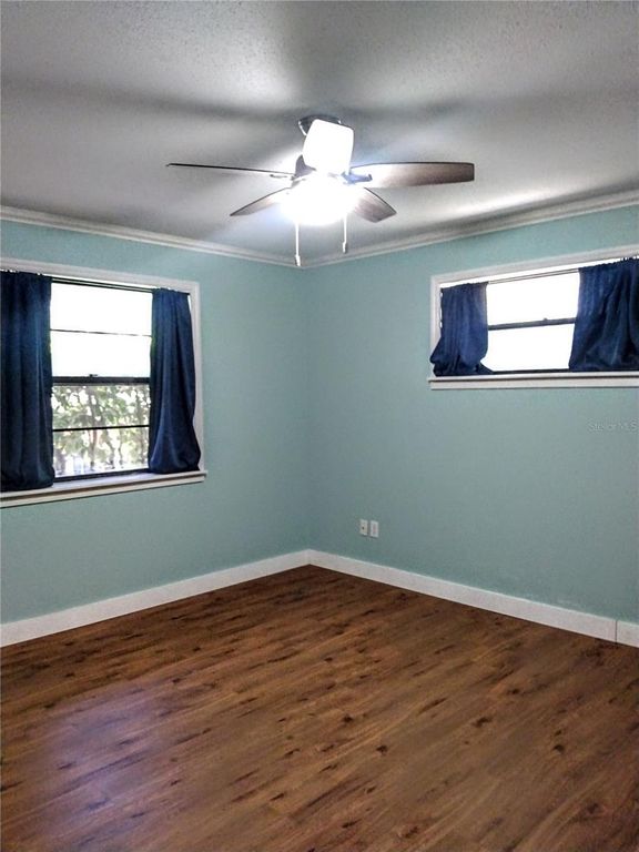 Image 25 of property listing at 13 GRACIE ROAD, Debary, FL 32713