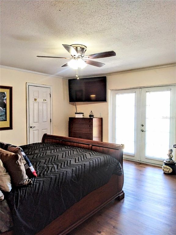 Image 32 of property listing at 13 GRACIE ROAD, Debary, FL 32713