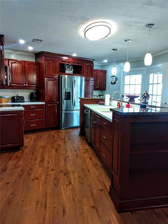 Image 8 of property listing at 13 GRACIE ROAD, Debary, FL 32713