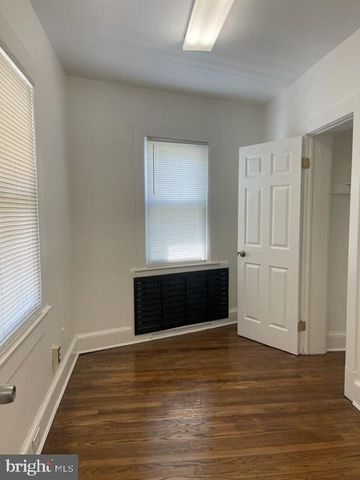 6203 PINEY BRANCH RD NW, Washington, DC 20011