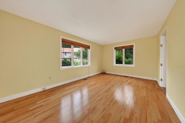 68 Trout Farm Ln, Duxbury, MA 02332