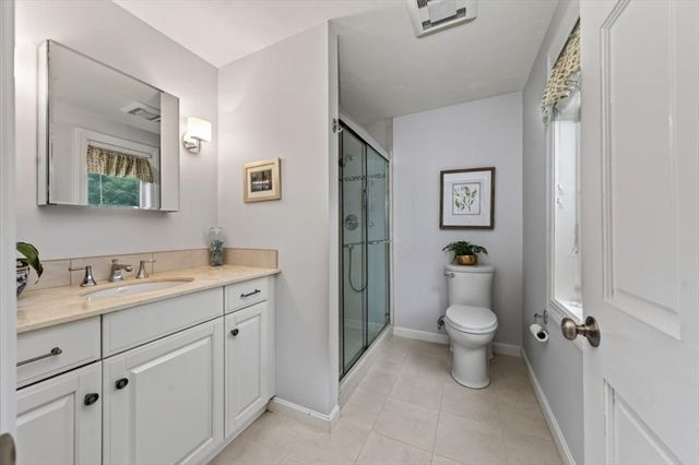 68 Trout Farm Ln, Duxbury, MA 02332