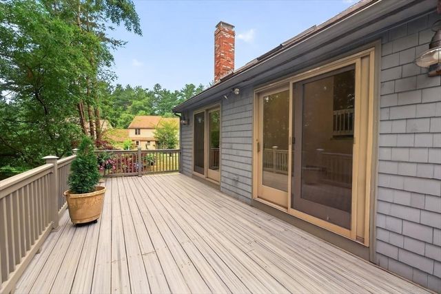 68 Trout Farm Ln, Duxbury, MA 02332
