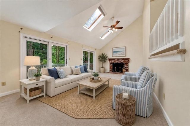 68 Trout Farm Ln, Duxbury, MA 02332