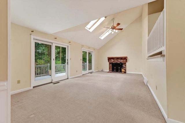 68 Trout Farm Ln, Duxbury, MA 02332