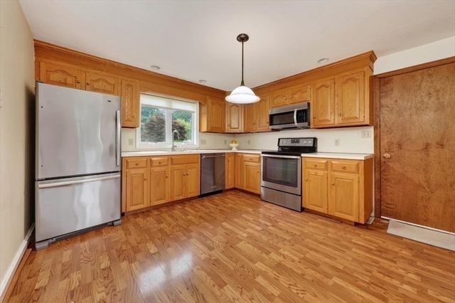 68 Trout Farm Ln, Duxbury, MA 02332