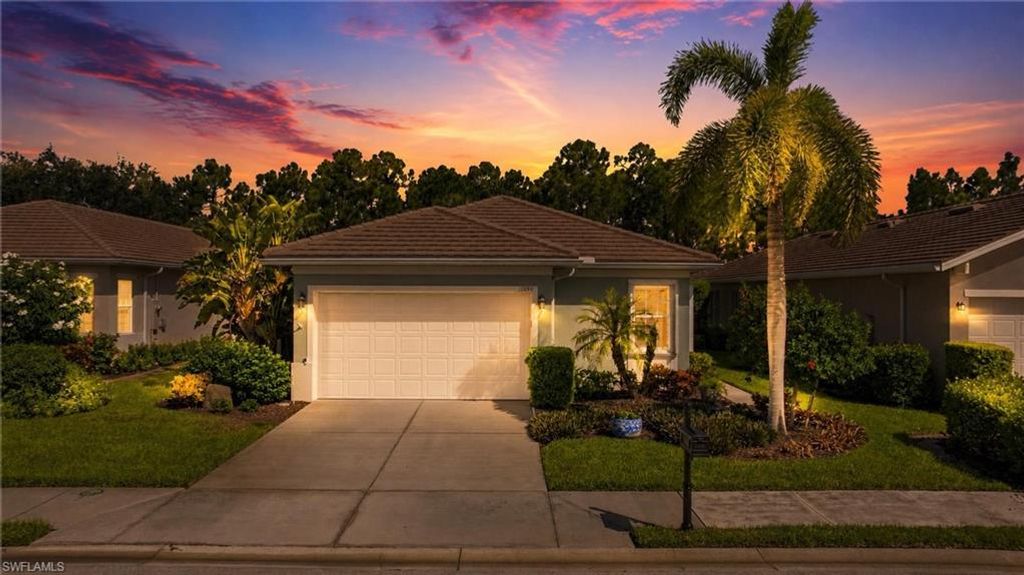 10694 Camarelle CIR, FORT MYERS, FL 33913 — photo 2