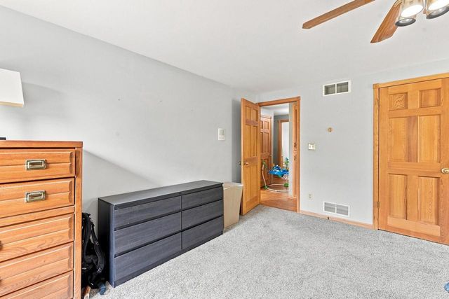 3725 S Joseph ROAD, New Berlin, WI 53151