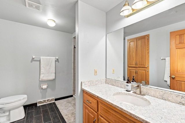 3725 S Joseph ROAD, New Berlin, WI 53151