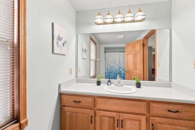 3725 S Joseph ROAD, New Berlin, WI 53151