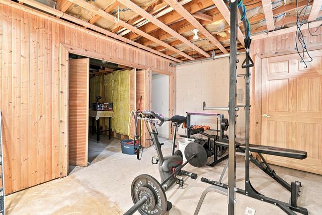 3725 S Joseph ROAD, New Berlin, WI 53151