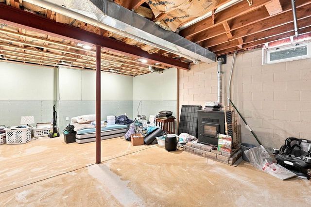3725 S Joseph ROAD, New Berlin, WI 53151