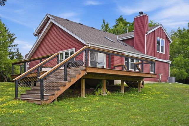 3725 S Joseph ROAD, New Berlin, WI 53151
