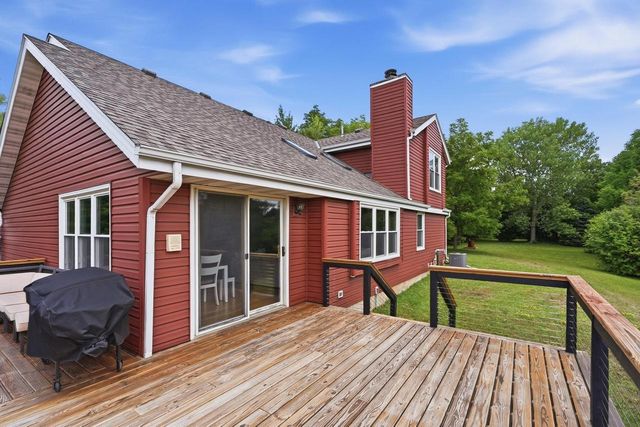 3725 S Joseph ROAD, New Berlin, WI 53151