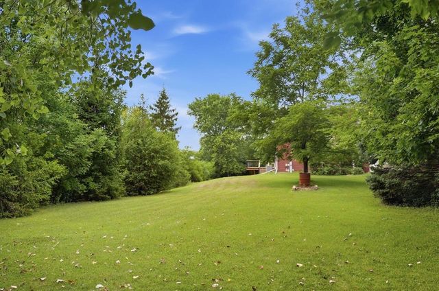 3725 S Joseph ROAD, New Berlin, WI 53151