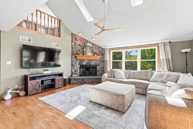 3725 S Joseph ROAD, New Berlin, WI 53151
