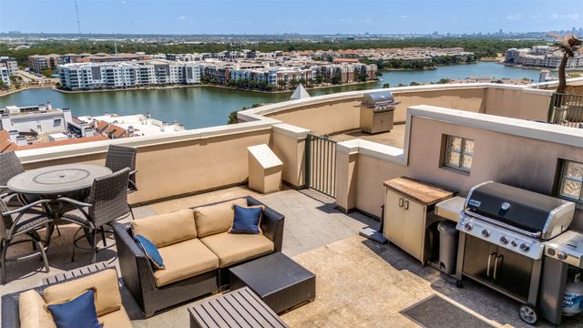 330 Las Colinas Boulevard E 1522, Irving, TX 75039