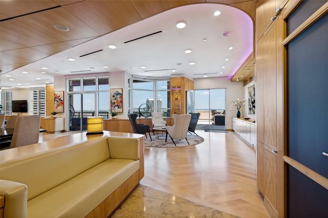 330 Las Colinas Boulevard E 1522, Irving, TX 75039