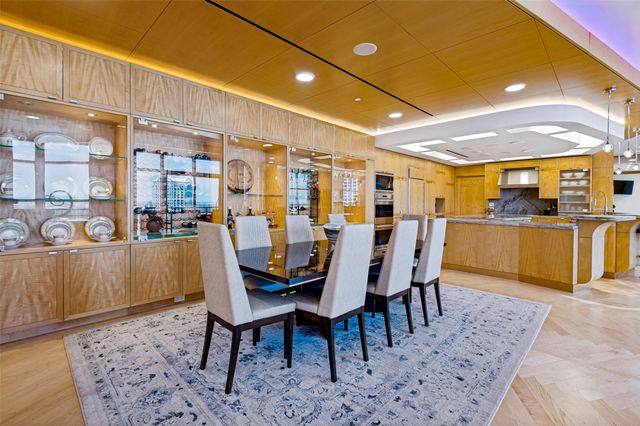 330 Las Colinas Boulevard E 1522, Irving, TX 75039