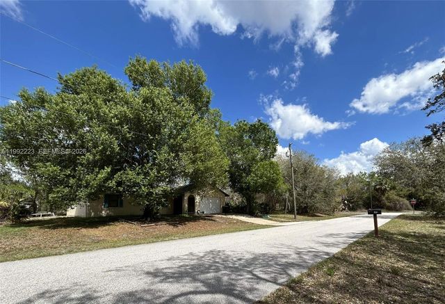 3137 Carlton Avenue, Lake Placid, FL 33852