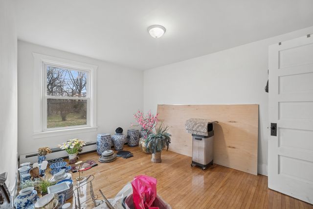 9 Center Road, Streamwood, IL 60107