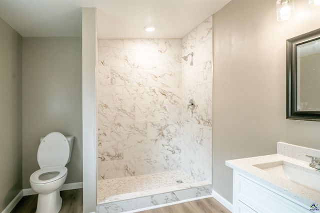 618 Westview Dr, Fort Valley, GA 31030