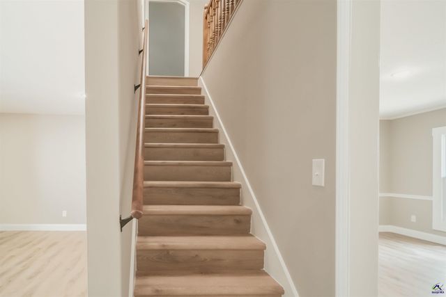 618 Westview Dr, Fort Valley, GA 31030