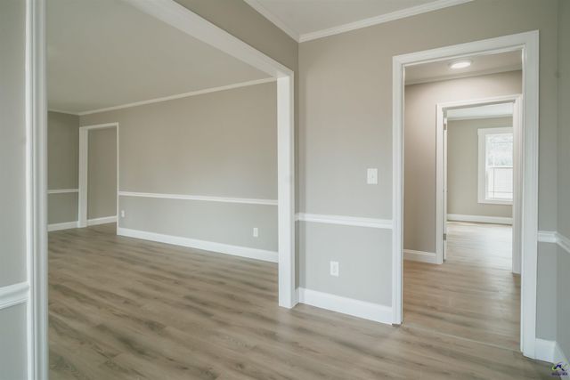 618 Westview Dr, Fort Valley, GA 31030