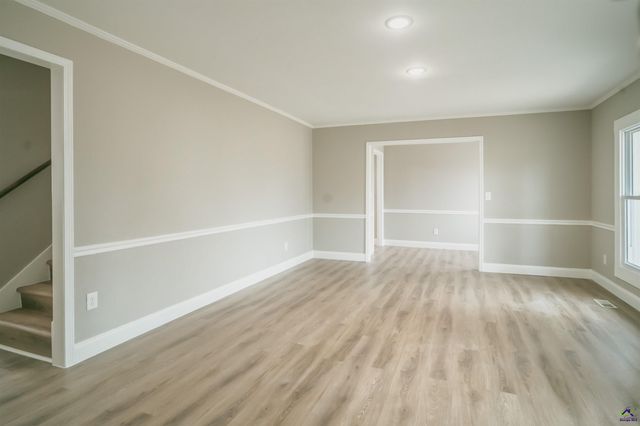 618 Westview Dr, Fort Valley, GA 31030