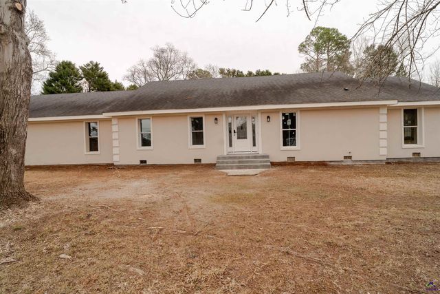 618 Westview Dr, Fort Valley, GA 31030