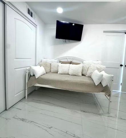 1433 NE 53rd Court, Pompano Beach, FL 33064