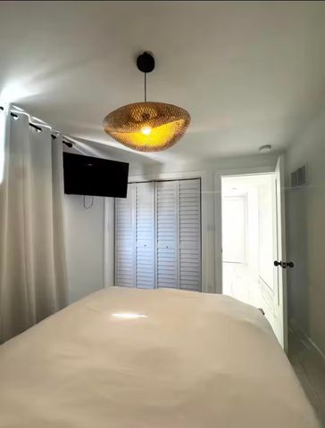 1433 NE 53rd Court, Pompano Beach, FL 33064