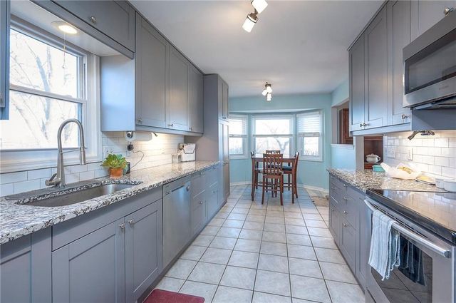 13412 Highview Drive, Kearney, MO 64060