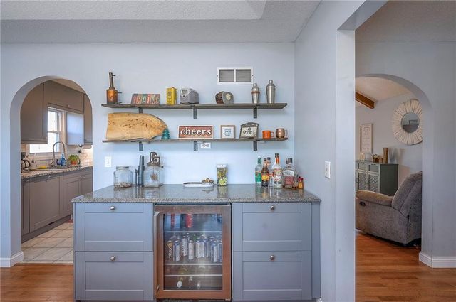 13412 Highview Drive, Kearney, MO 64060