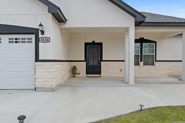 8116 Ventura, Selma, TX 78154