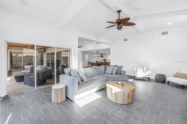 2890 ALTON DRIVE, St Pete Beach, FL 33706