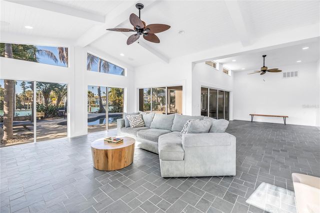 2890 ALTON DRIVE, St Pete Beach, FL 33706